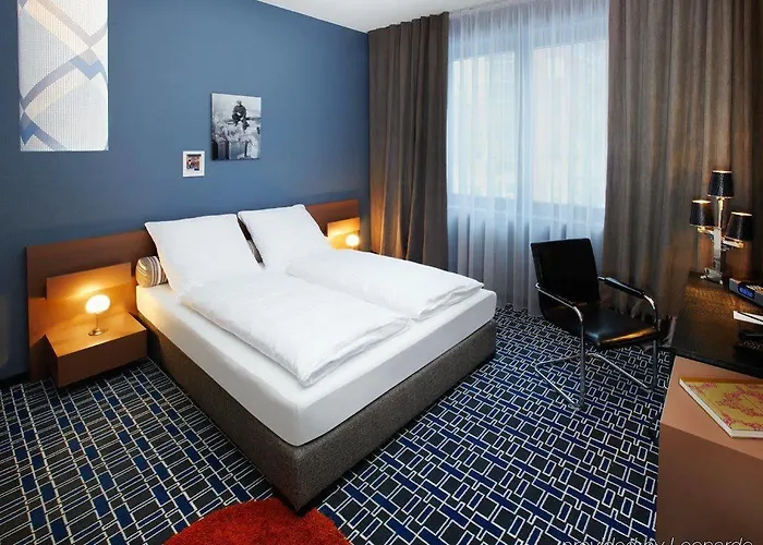 Hotel 25hours The Trip